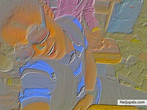  - click for next photo