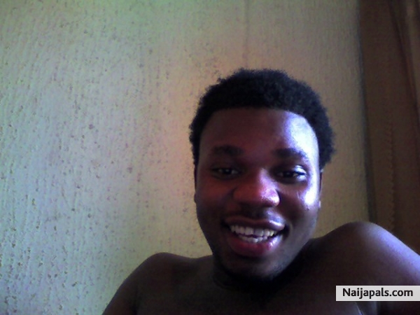 my laptop cam. - click for next photo