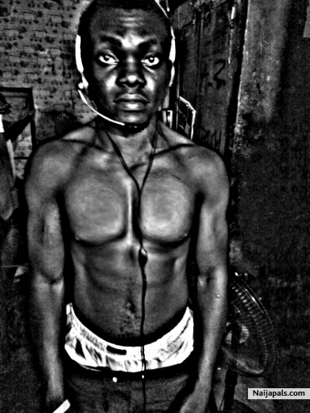  - click for next photo