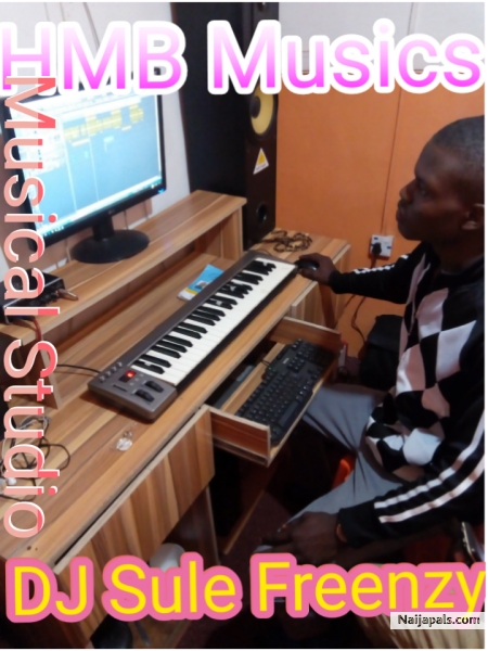 Thats DJ sule freenzy!! - click for next photo