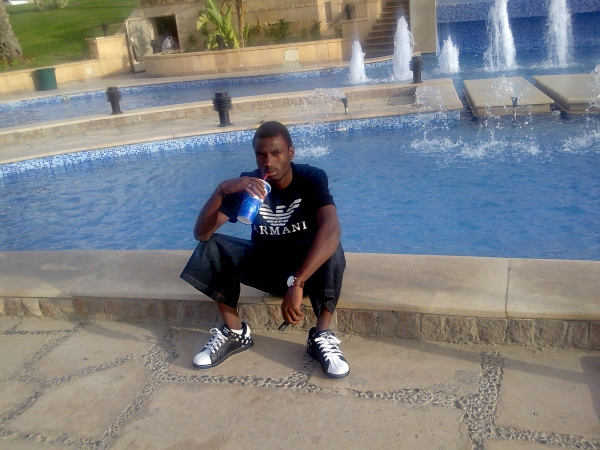  - click for next photo