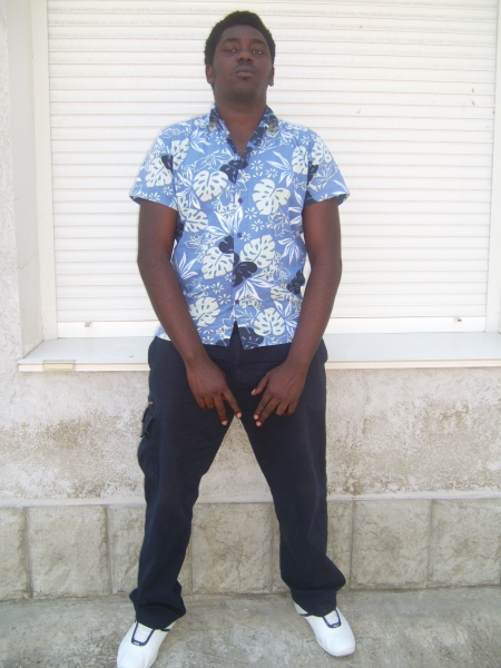  - click for next photo
