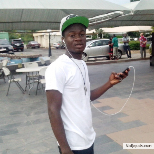 GH boy - click for next photo