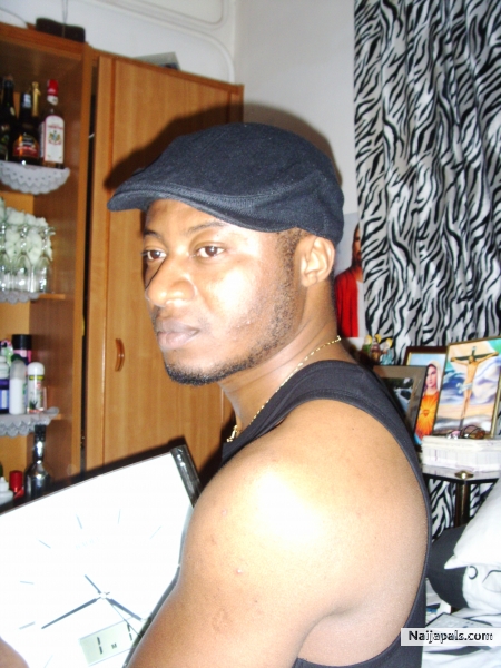  - click for next photo