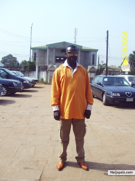 Me in naija-Asaba (2008) - click for next photo