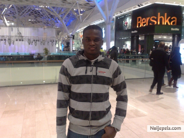  - click for next photo