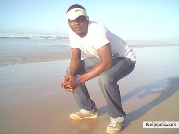 - click for next photo