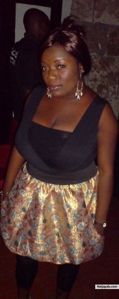 Jbabie at a open mic show - click for next photo