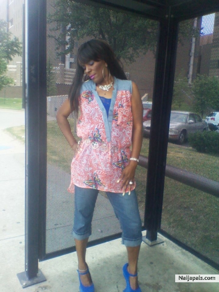FEELING MYSELF - click for next photo