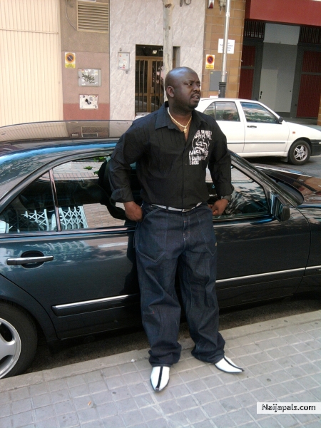  - click for next photo