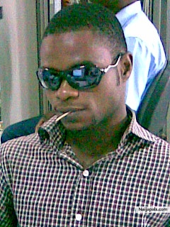  - click for next photo