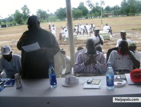 @the NYSC Orientattion camp Uyo - click for next photo