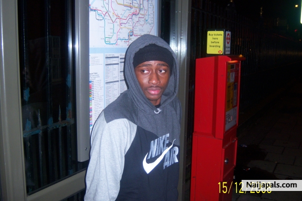 Skool-Bee Yayo...waiting for his BUS...lol - click for next photo
