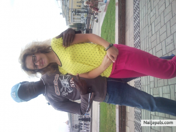  - click for next photo