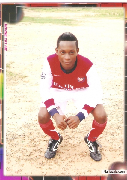 I ON MY FUTURE TEAM KIT UP - click for next photo