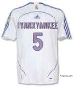 Iyanxyankee - click for next photo