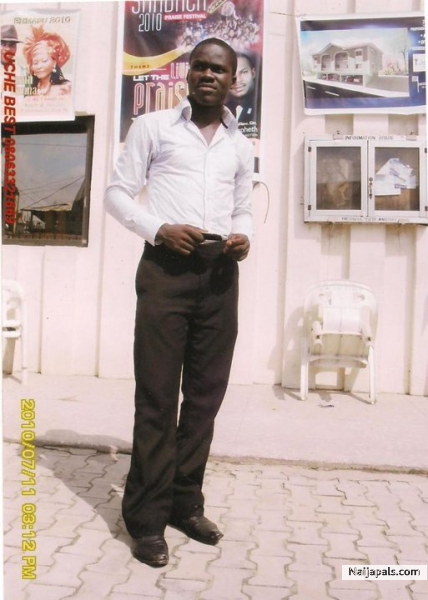  - click for next photo