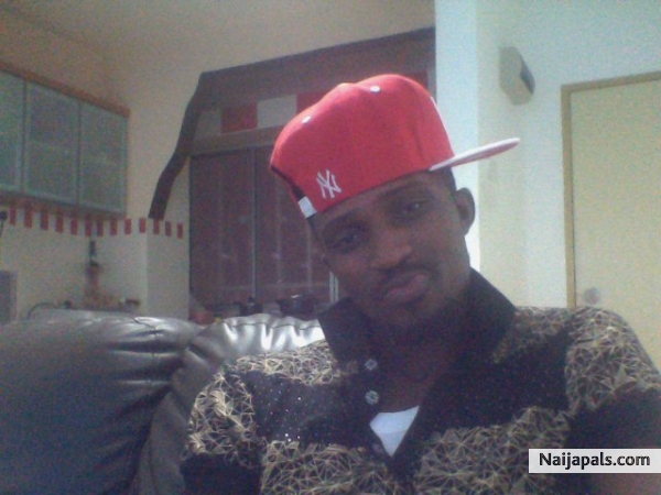 just me chillin - click for next photo