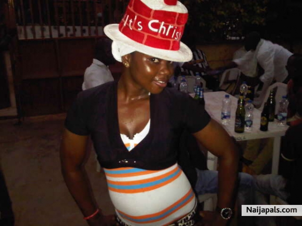 moi on xmas - click for next photo