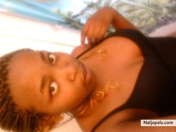Pretty Me :} - click for next photo
