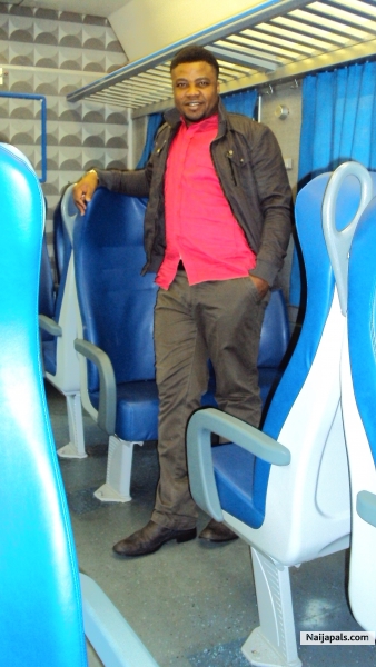  - click for next photo