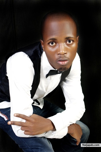 it`s ya boi D-FIRE. still fresh all d way - click for next photo