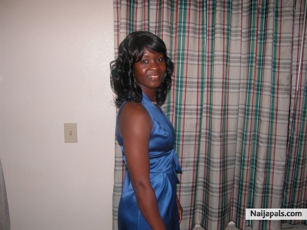 nette - click for next photo