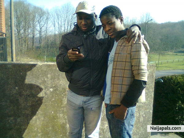  - click for next photo