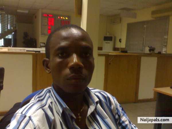 me and my office,what stress is like when your in banking expecialy in IT depertment - click for next photo