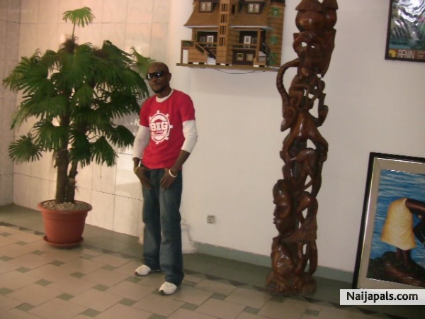 I RULE MY WORLD - click for next photo