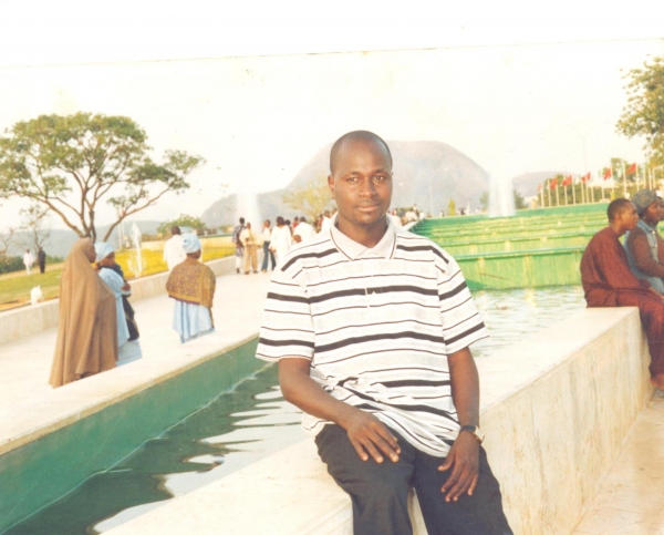  - click for next photo