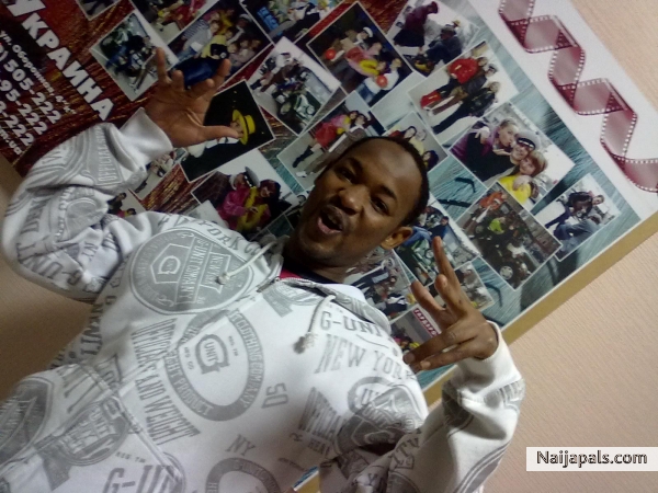  - click for next photo