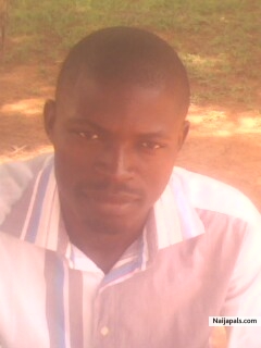 Isaac Pamni - click for next photo