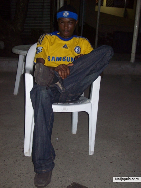  - click for next photo