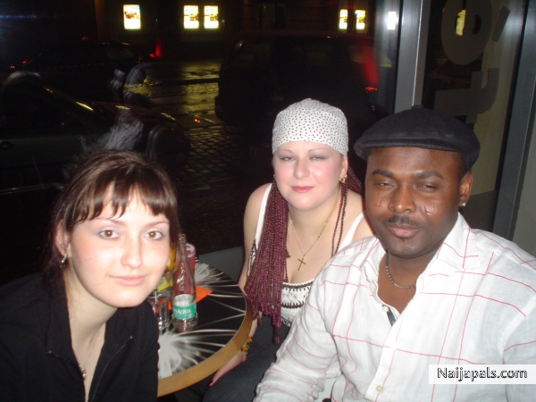  - click for next photo