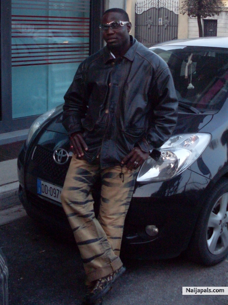  - click for next photo