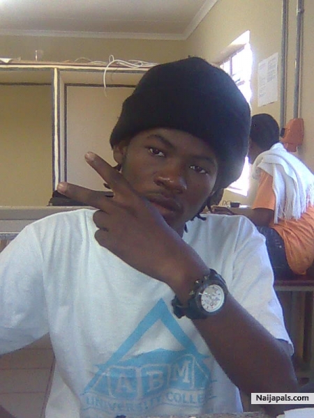Ruffari Karabo - click for next photo