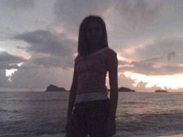  - click for next photo