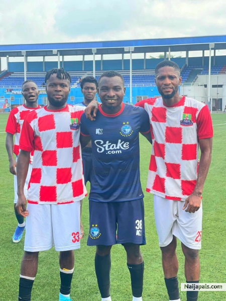 Okere, Micah and Neymar - click for next photo
