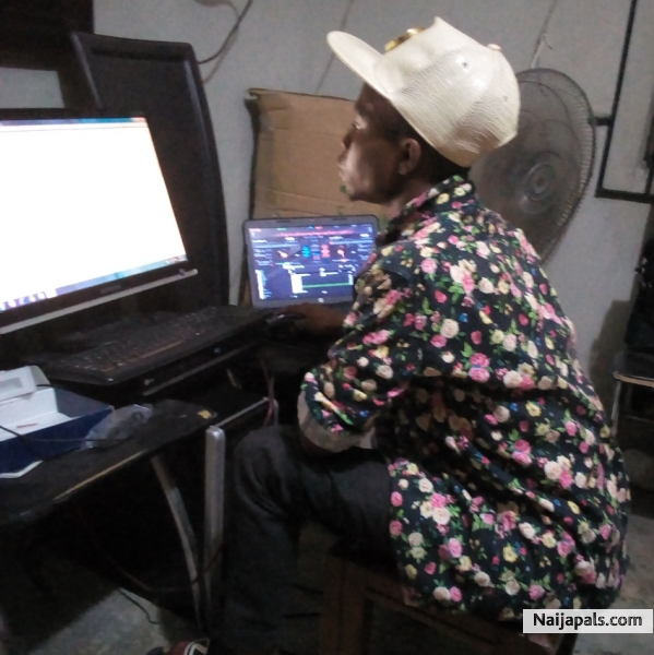 DJ 112 doing mix up in the studio - click for next photo