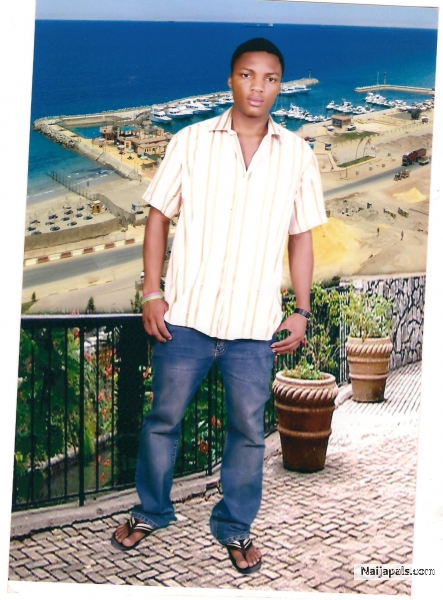  - click for next photo