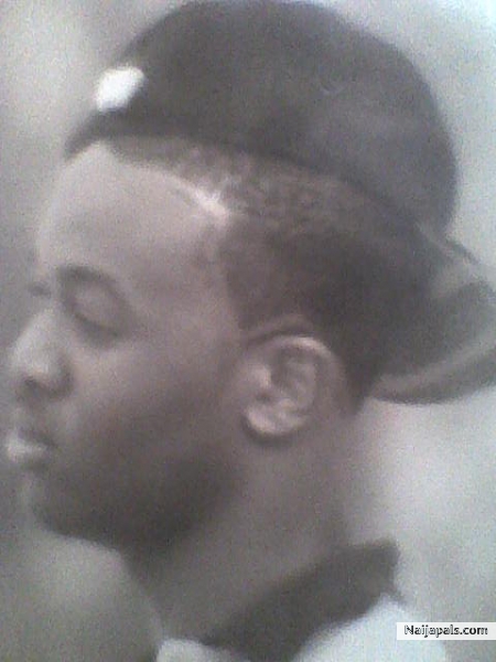 IM D BOSS - click for next photo