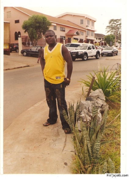  - click for next photo
