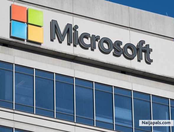 Dhr. Microsoft Outlook - click for next photo