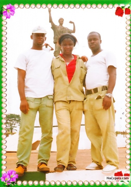  - click for next photo