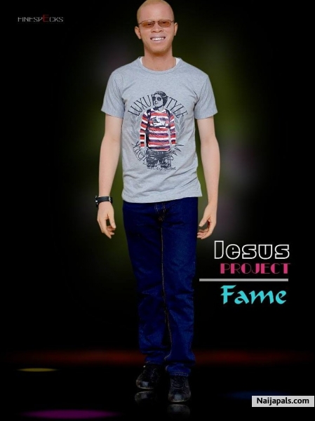 Its just me, myself and I - click for next photo