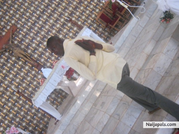  - click for next photo