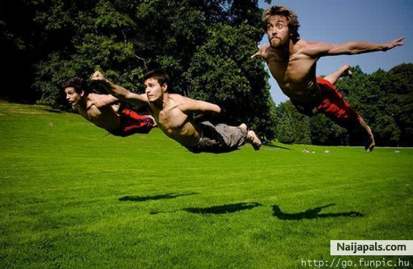 Super Men - click for next photo