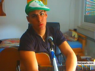  - click for next photo