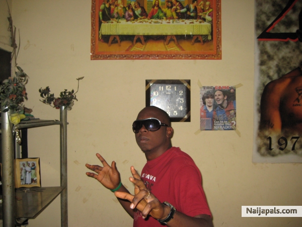  - click for next photo